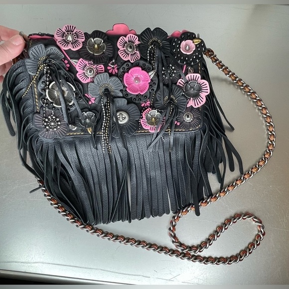 Coach Tea Rose Fringe Dinky Shoulder Bag Limited Edition Black & Bright Pink - Picture 3 of 7